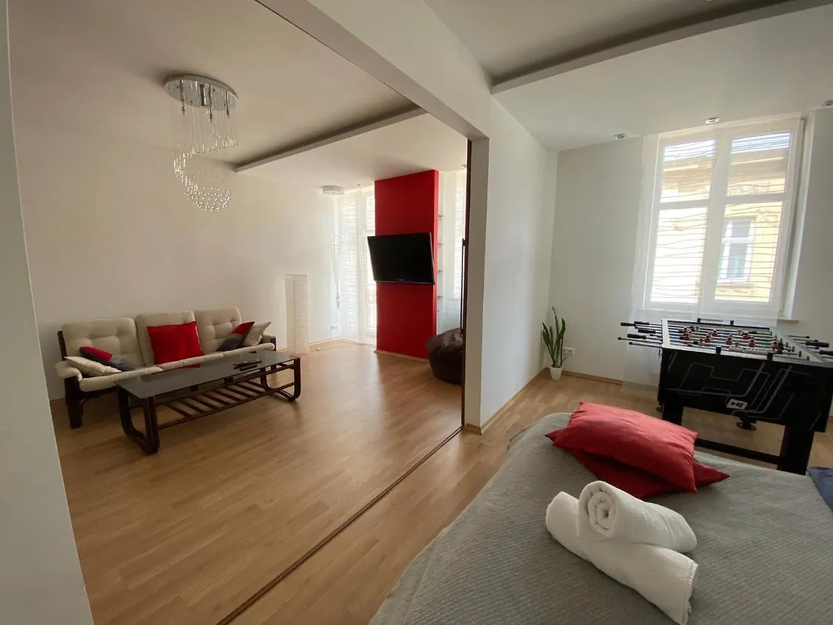 Sova Apartment Lviv Сenter Сity